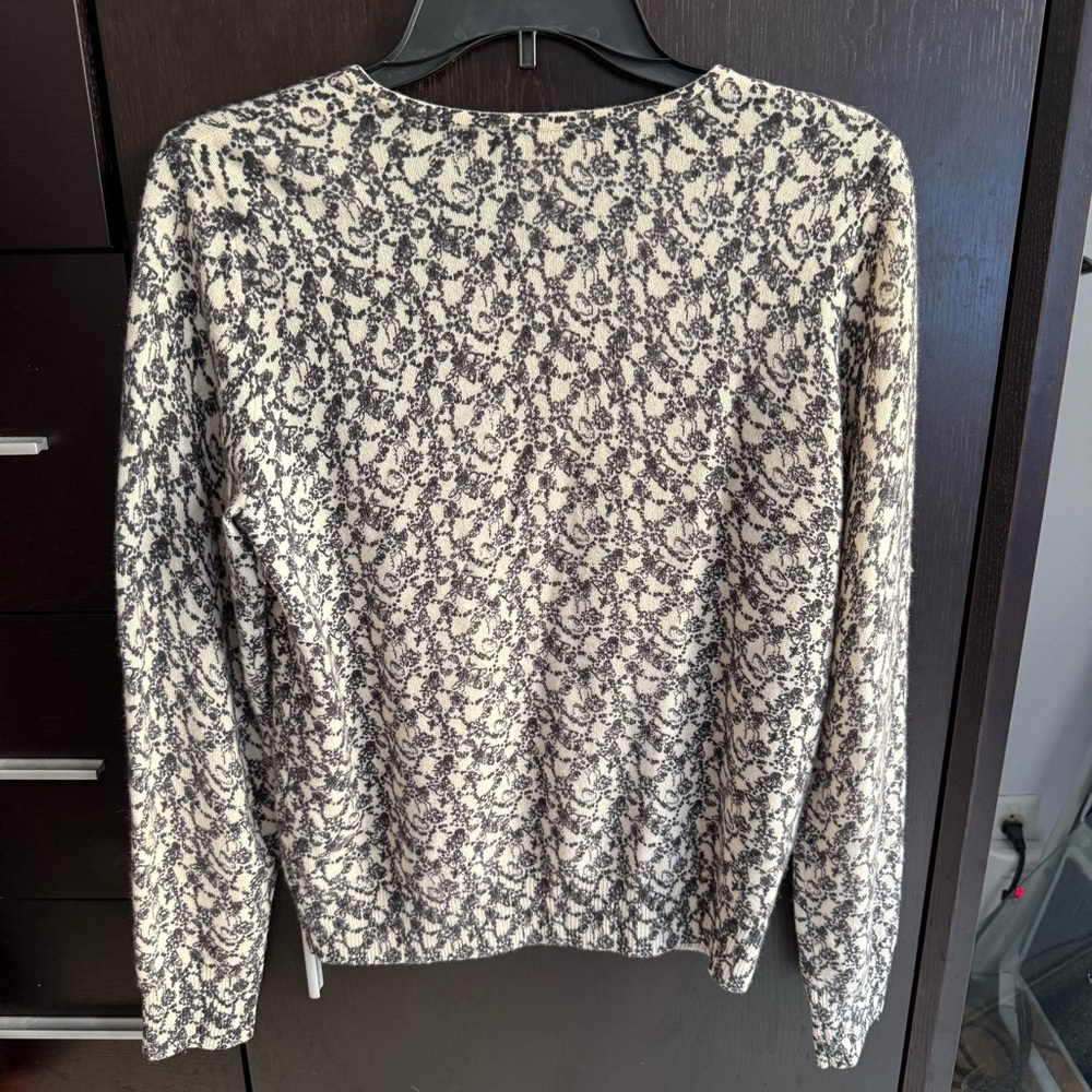 Vertical Design 100% Cashmere Cardigan Sweater - Picture 3 of 10